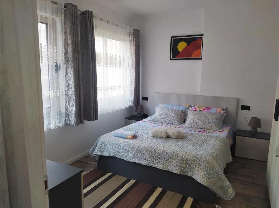 地拉那#1 Modern 1Br With Balcony In Up-And-Coming Hip Area公寓 外观 照片
