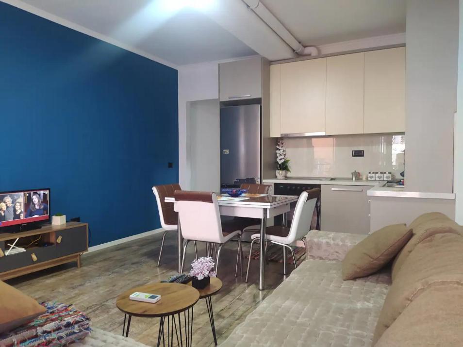 地拉那#1 Modern 1Br With Balcony In Up-And-Coming Hip Area公寓 外观 照片